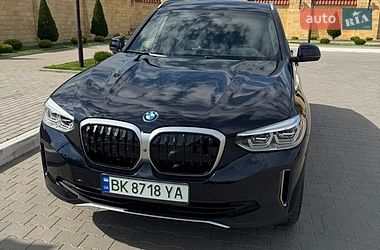 BMW iX3  2021