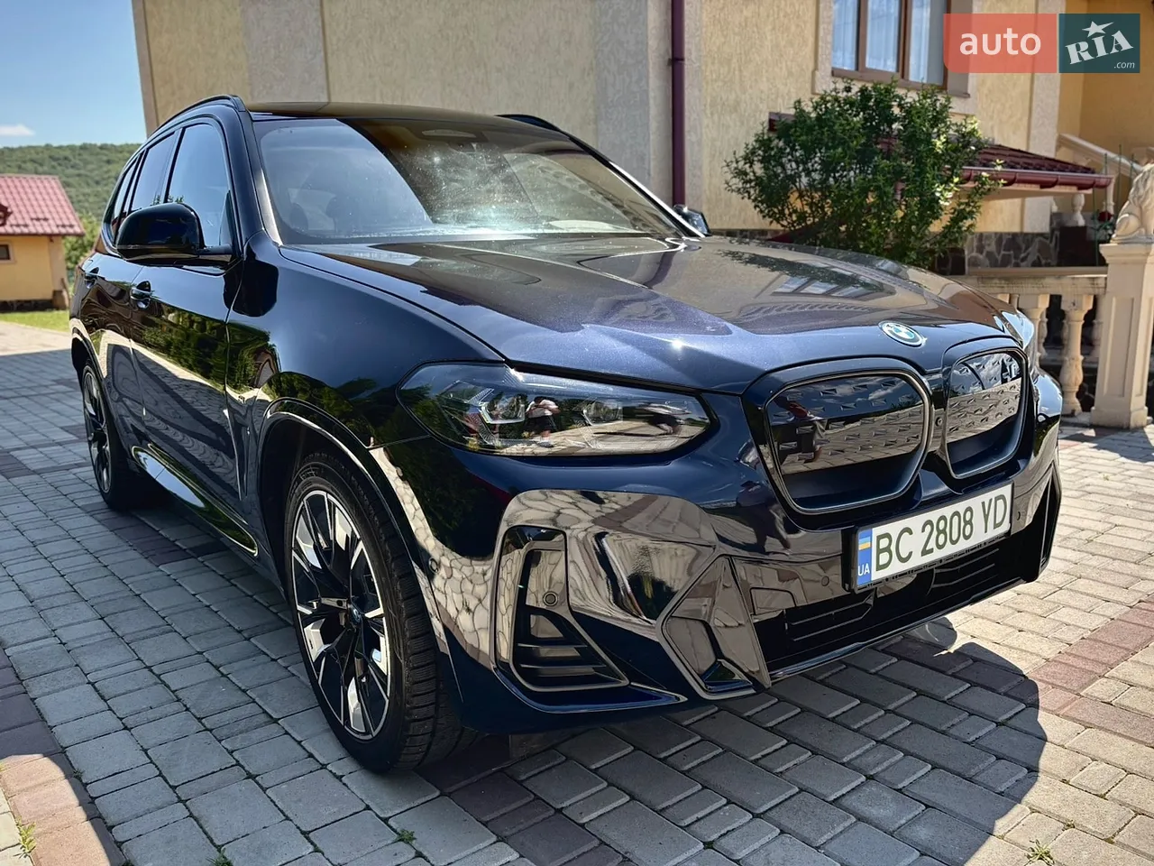 2023 BMW iX3 - мініатюра 2