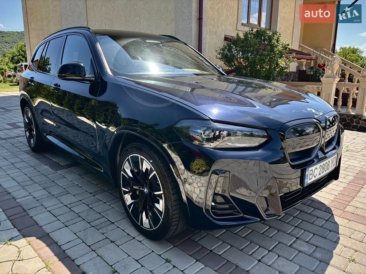 2023 BMW iX3 - мініатюра 3