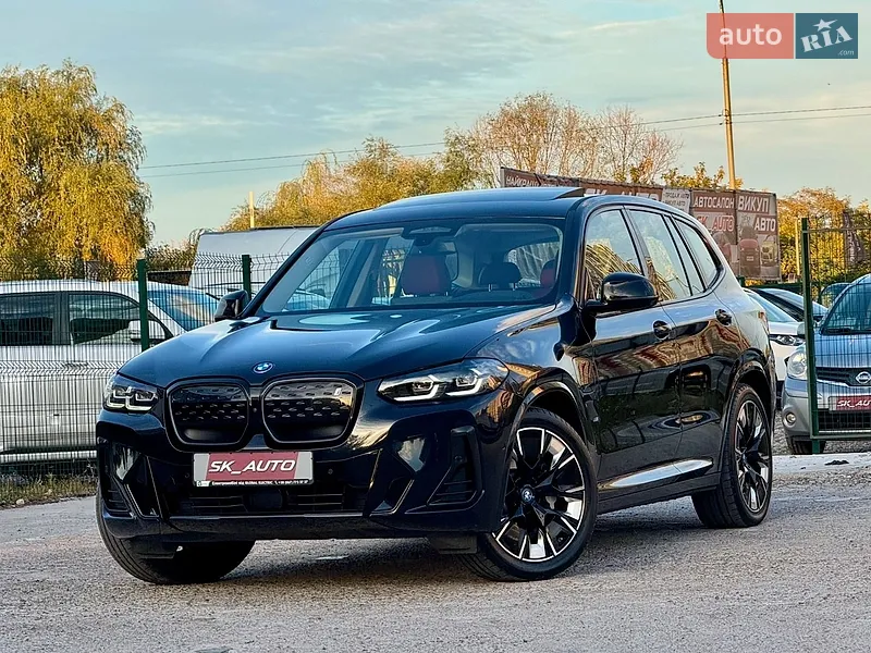 BMW iX3