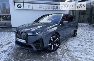 BMW iX  2023