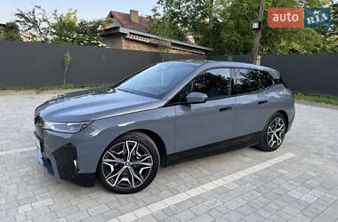 BMW iX  2022