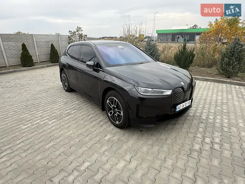 BMW iX 2023