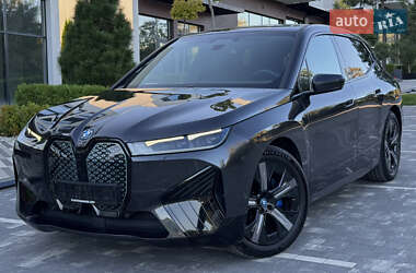 BMW iX  2022