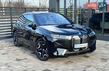BMW iX  2023