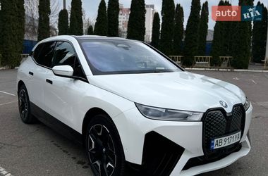 BMW iX  2023