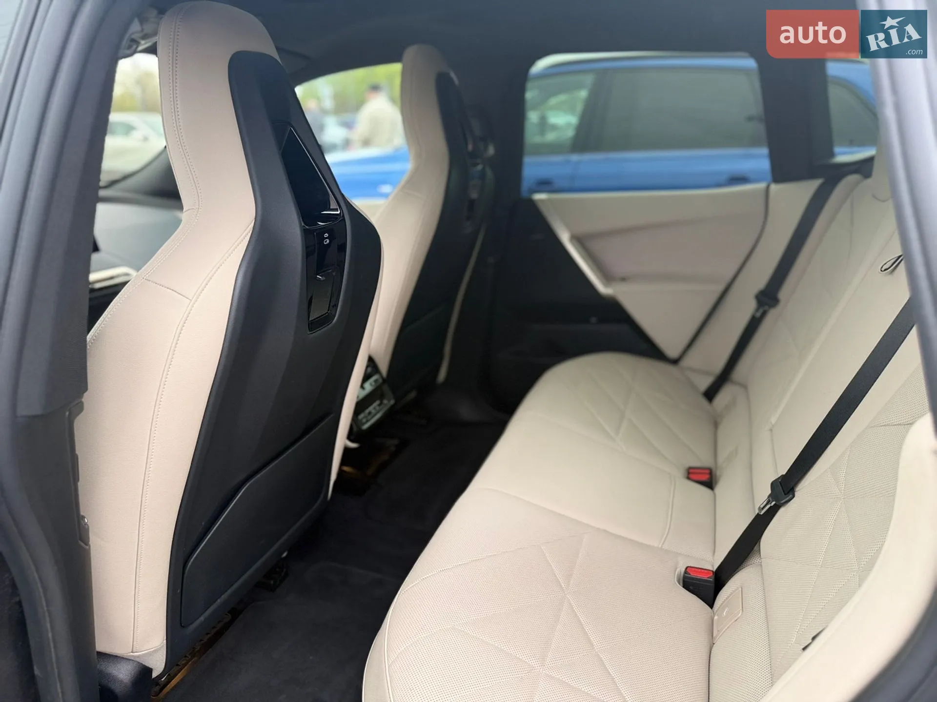 BMW iX 2024 VIN WB523CF06RCR65641 фото оголошення 30 з 36