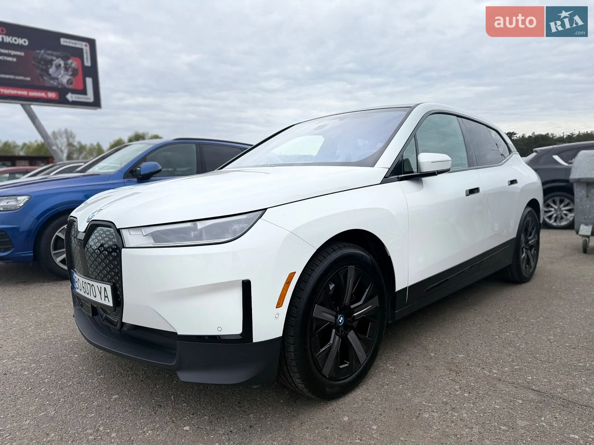 BMW iX 2024 VIN WB523CF06RCR65641 фото оголошення 6 з 36