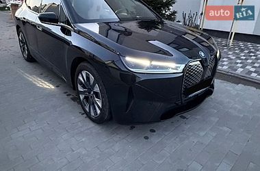 BMW iX  2022