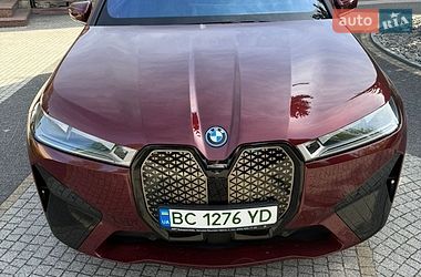 BMW iX  2021