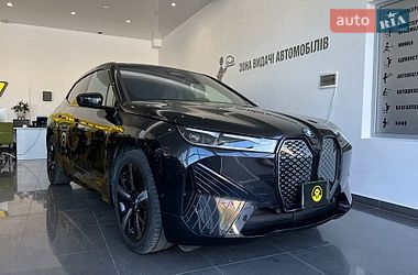 BMW iX  2023