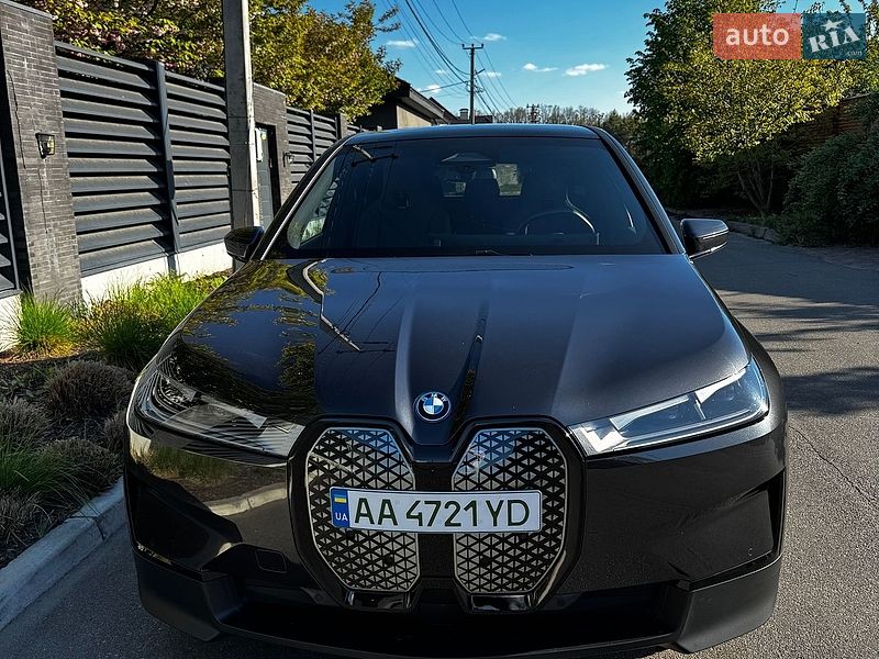 BMW iX 2023