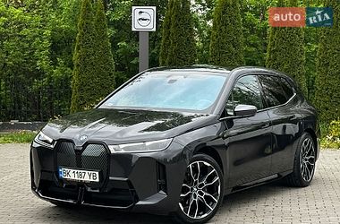 BMW iX  2023