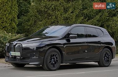 BMW iX  2023