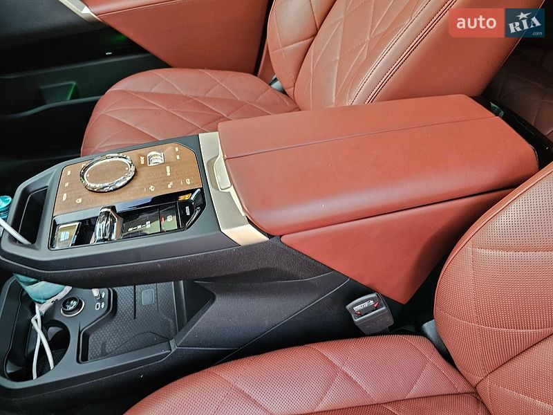Внедорожник / Кроссовер BMW iX 2022 в Одессе фото 41 Внедорожник / Кроссовер BMW iX 2022 в Одессе