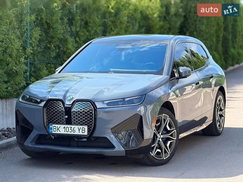 BMW iX 2023