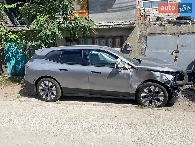 BMW iX 2024