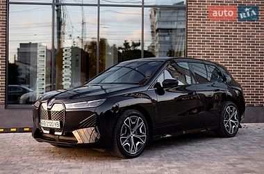 BMW iX  2022