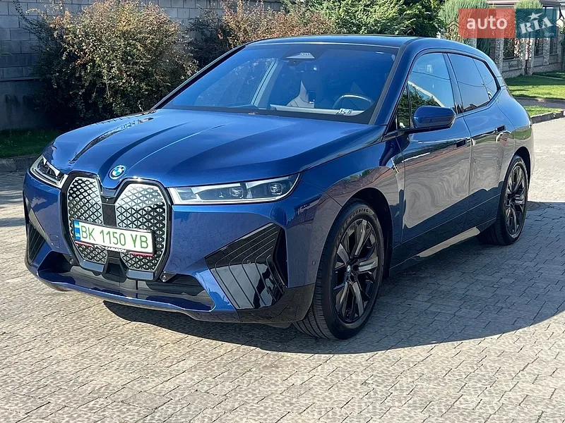 BMW iX 2023