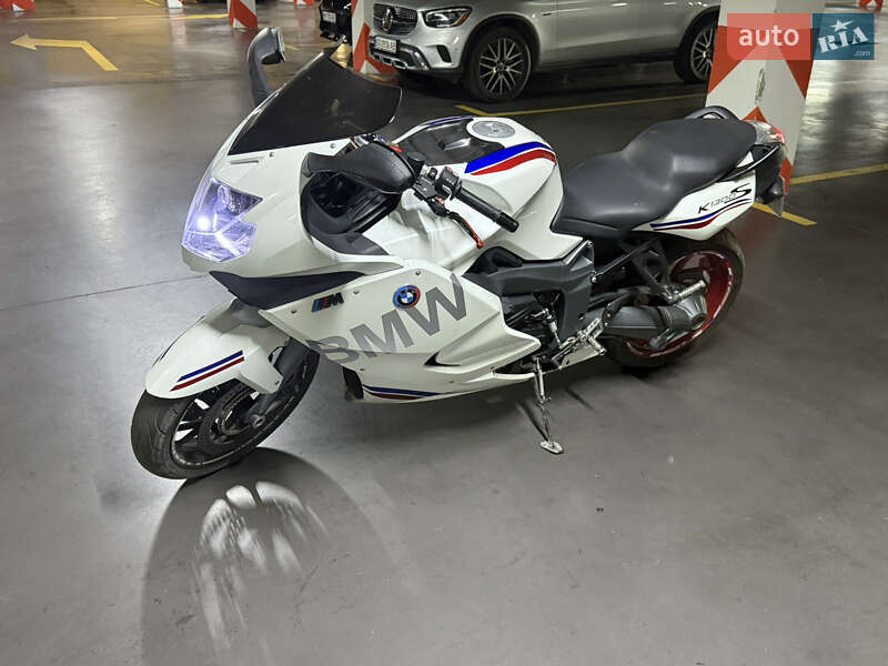 Мотоцикл Спорт-туризм BMW K 1300R
