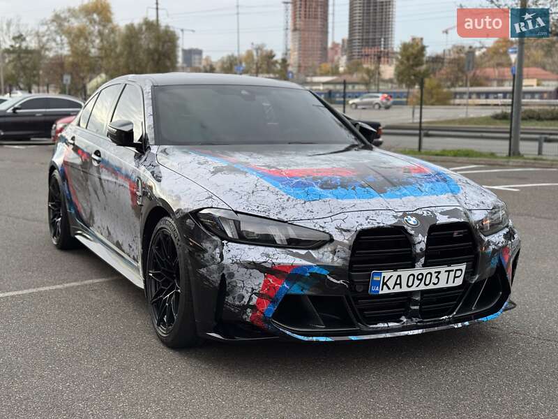 Седан BMW M3