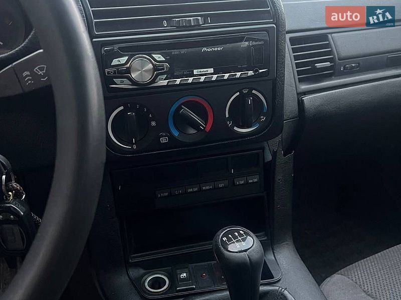 Седан BMW M3 1994 в Житомире