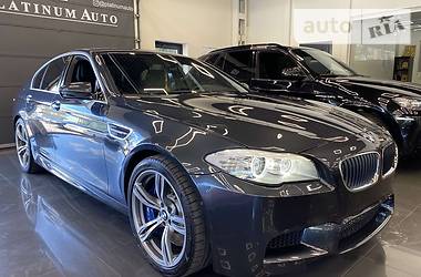 BMW M5  2012