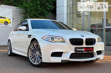 BMW M5 F10 OFFICIAL 2012