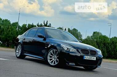 BMW M5  2006