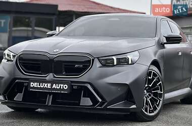 BMW M5  2024