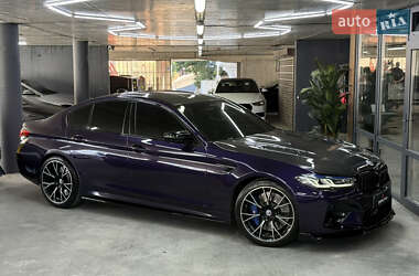 BMW M5  2023