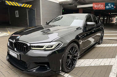 BMW M5 2021