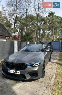 BMW M5  2021