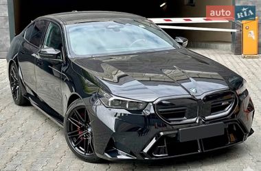 BMW M5  2025