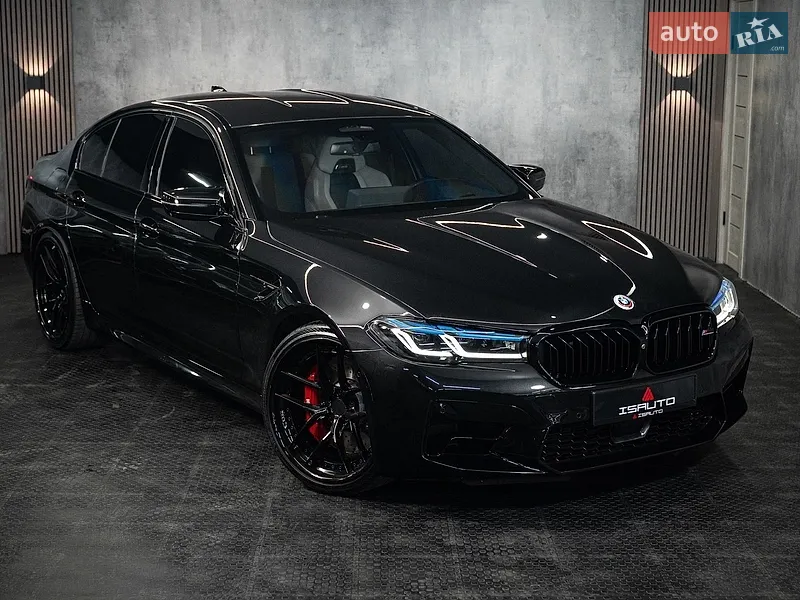BMW M5 2022