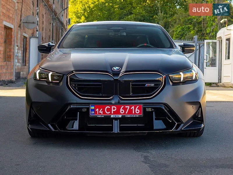 BMW M5