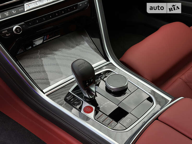 Купе BMW M8 2022 в Києві фото 17 Купе BMW M8 2022 в Києві