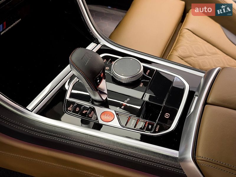 Купе BMW M8 2023 в Киеве