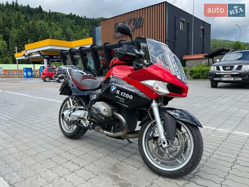 BMW R 1200ST