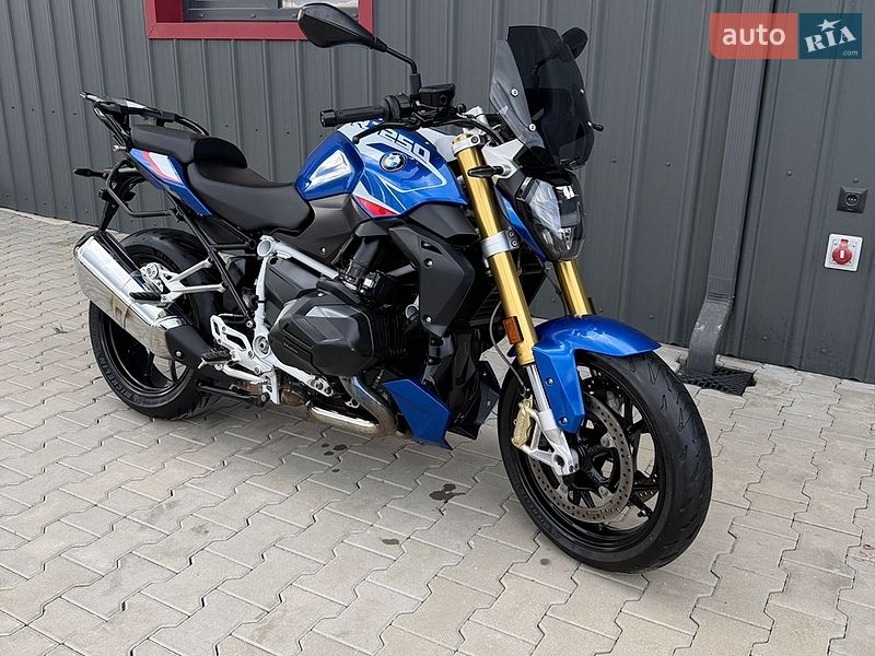 Мото BMW R 1250R
