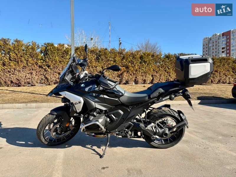 Мото BMW R 1300GS