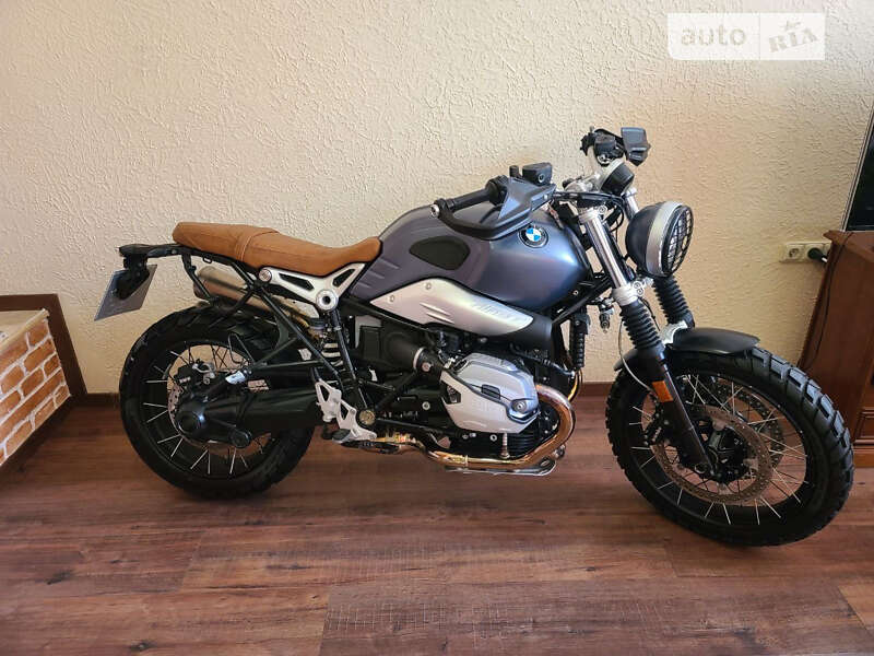Мотоцикл Классик BMW R nineT Scrambler