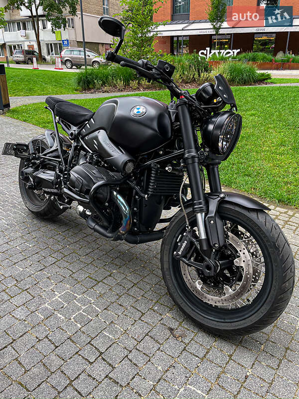 Мотоцикл Без обтікачів (Naked bike) BMW R nineT