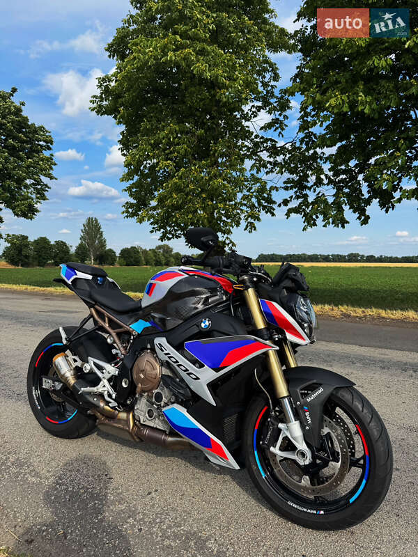 BMW S 1000R