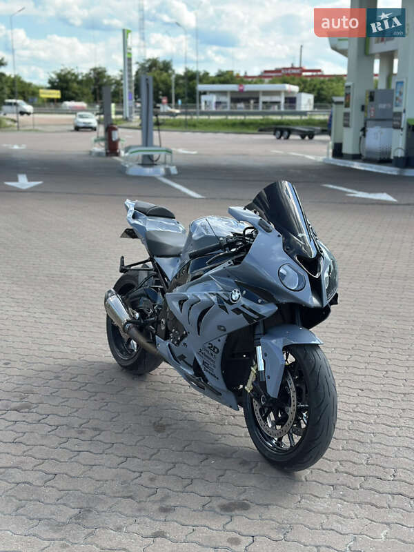 BMW S 1000RR