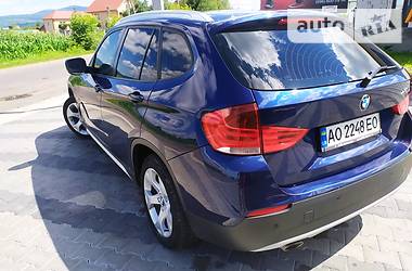 BMW X1  2011