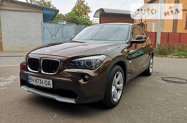 BMW X1 2.0  2011