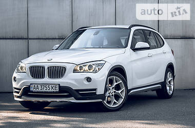 BMW X1 Official AWT 2015