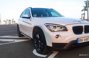 BMW X1  2013