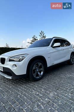 BMW X1  2012